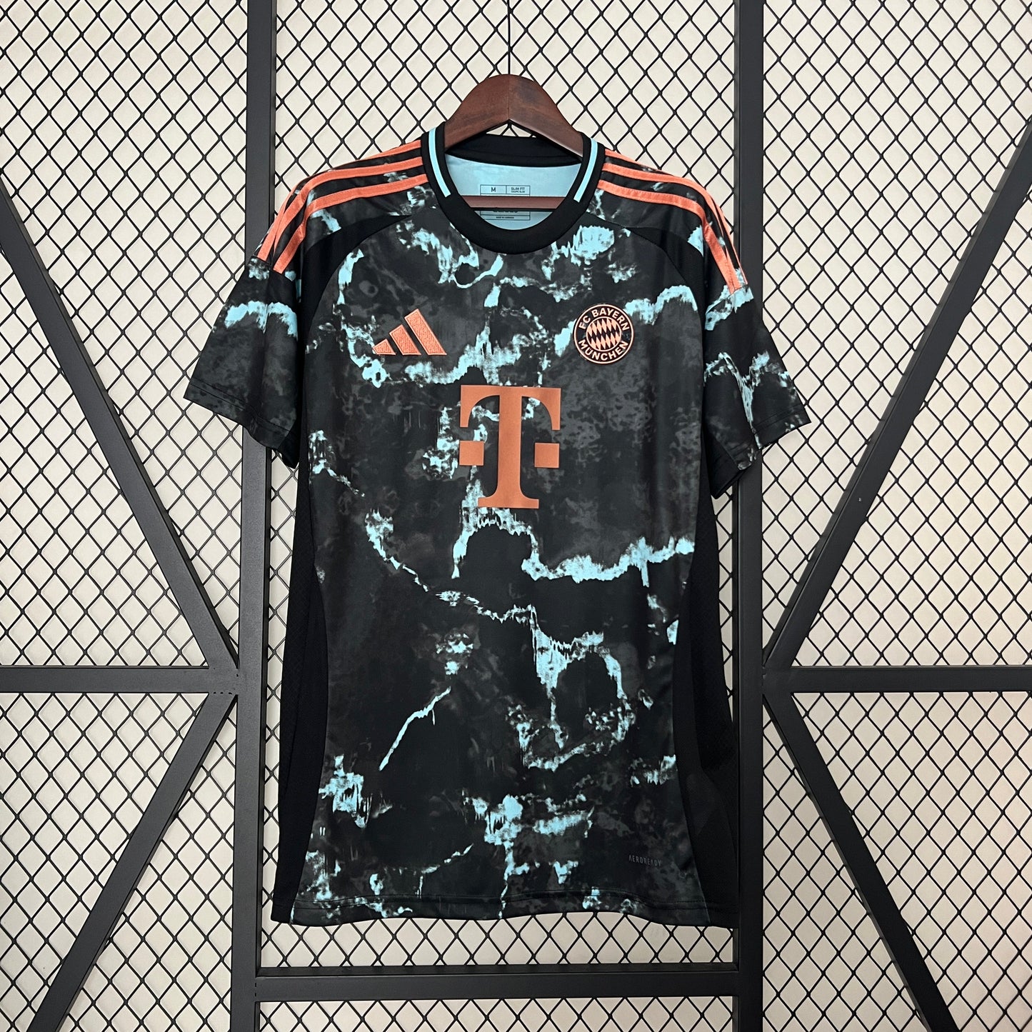 Bayern Múnich Away 24/25